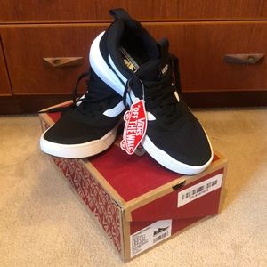 VANS ULTRARANGE - BRAND NEW